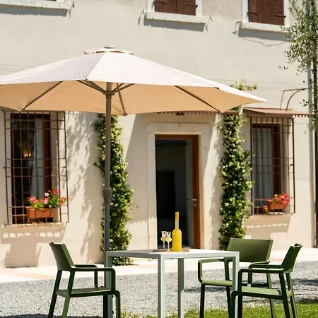 Palazzo Trevignane La Bella Scuderia