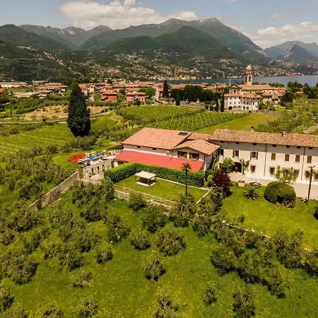Palazzo Trevignane La Bella Scuderia Apartment